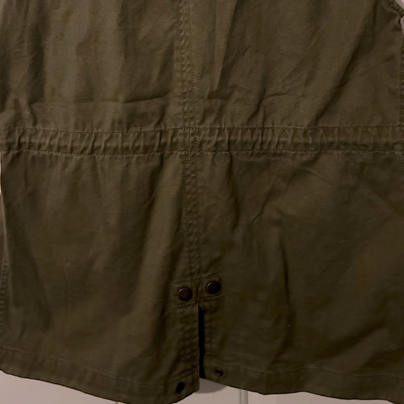 Boho crop tank and a camo style vest - Picture 3 of 5